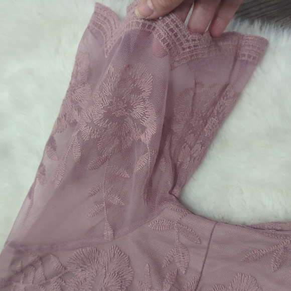 PINKBLUSH Lace Maxi Dress - Picture 9 of 16